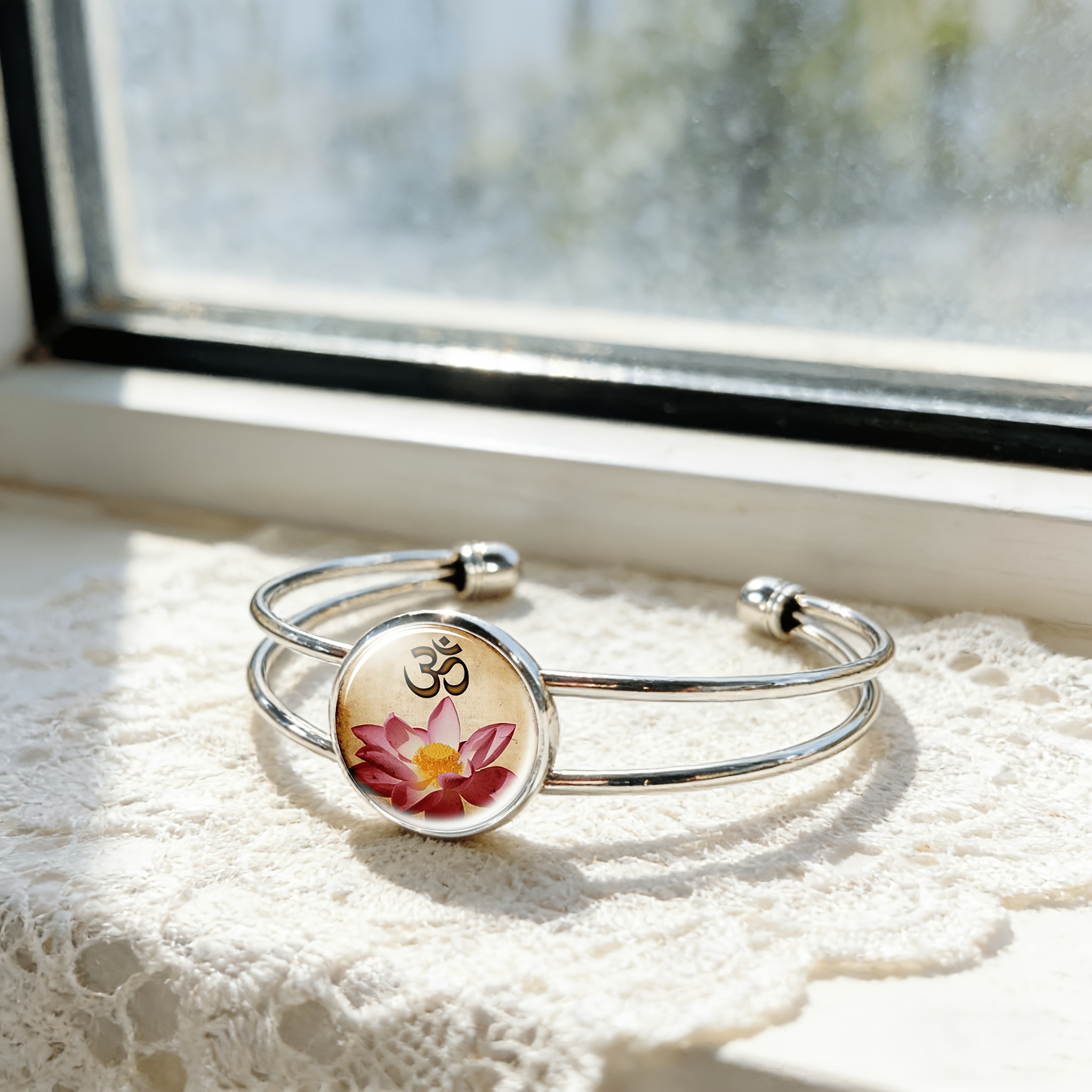 Adjustable Open Bangle Bracelet with Round Time Gemstone Inlay
